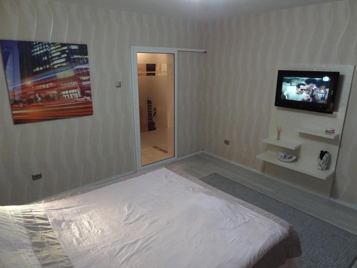Lvc,Lac & Nyc Apartshotel Faleza Galati  Exterior photo